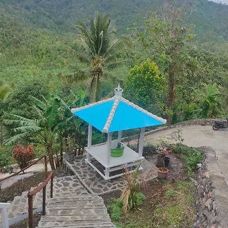 Ling & Louie'S Mountain Villa